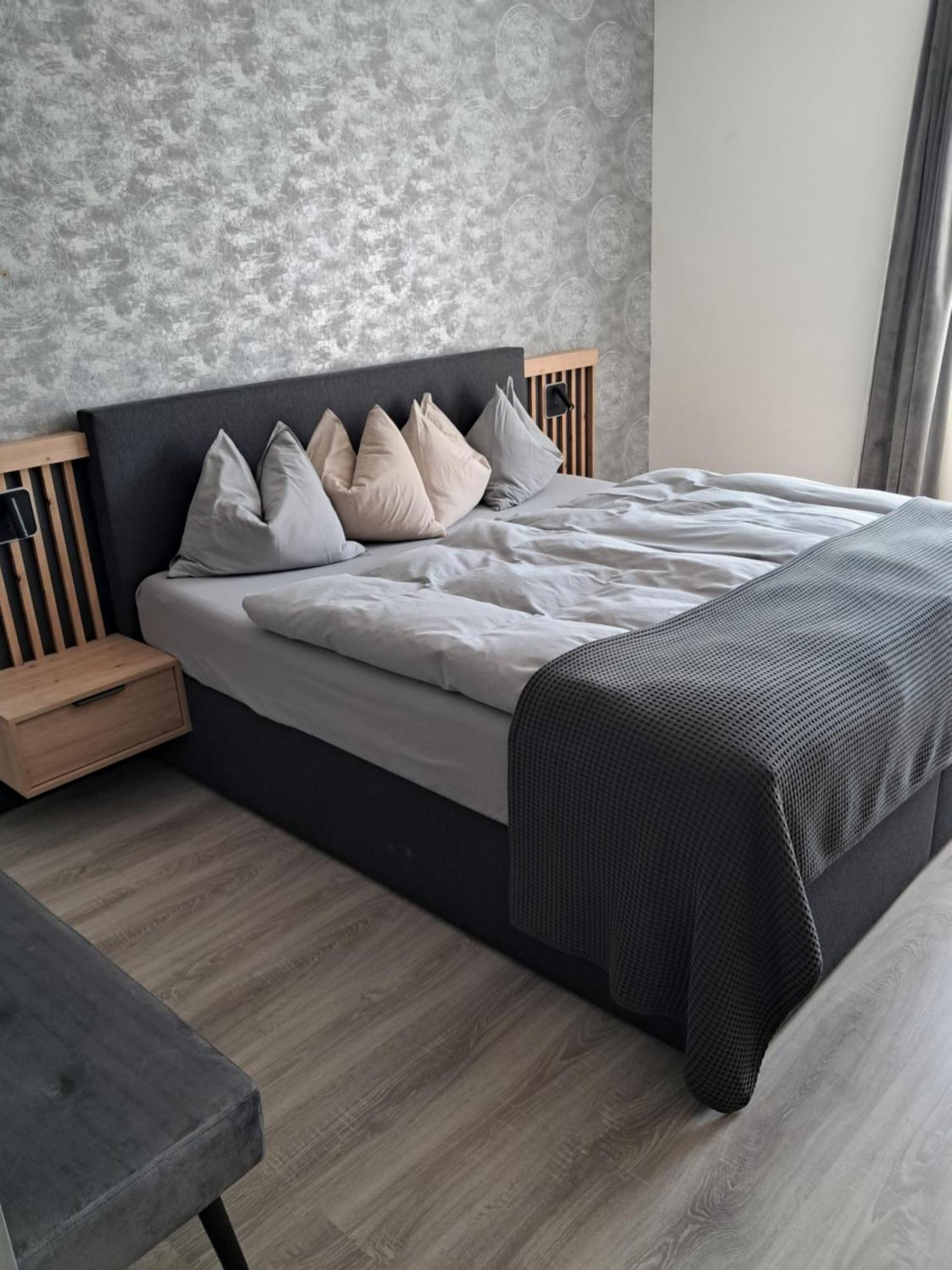 Apartmenthaus Hinterer Bad Goisern Exteriör bild